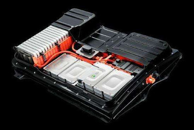 车企加速升级为动力电池行业带来的机遇与挑战